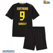 Borussia Dortmund Serhou Guirassy #9 Bortedraktsett Barn 2026-27 Kortermet (+ Korte bukser)